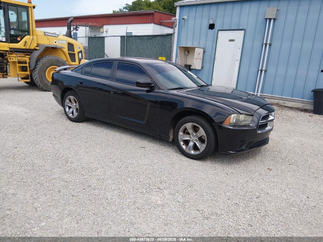 2014 Dodge Charger Sxt მანქანა იყიდება აუქციონზე, vin: 2C3CDXHG1EH353415, აუქციონის ნომერი: 45973623