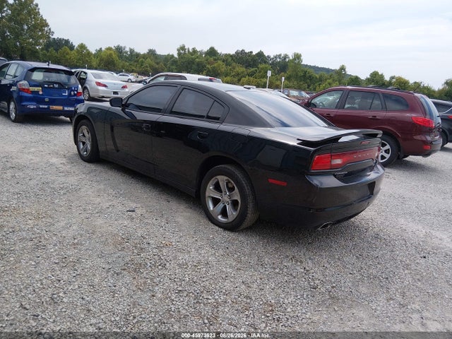 2014 Dodge Charger Sxt მანქანა იყიდება აუქციონზე, vin: 2C3CDXHG1EH353415, აუქციონის ნომერი: 45973623