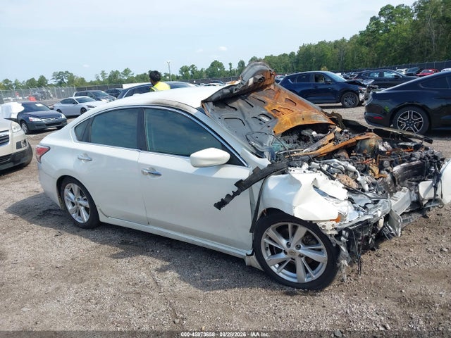 45973658 :رقم المزاد ، 1N4AL3AP1EC318164 vin ، 2014 Nissan Altima 2.5 Sv مزاد بيع