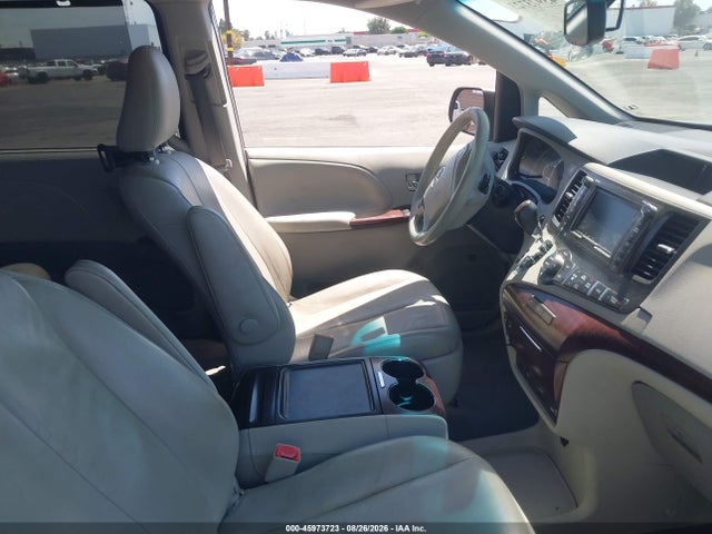Aukcja sprzedaży 2012 Toyota Sienna Xle V6 8 Passenger, vin: 5TDYK3DCXCS231895, numer aukcji: 45973723