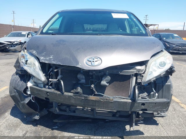 Aukcja sprzedaży 2012 Toyota Sienna Xle V6 8 Passenger, vin: 5TDYK3DCXCS231895, numer aukcji: 45973723