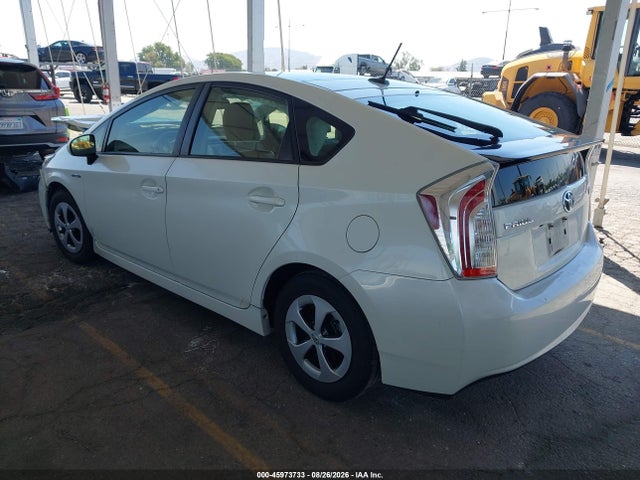 Toyota Prius Four 2015 JTDKN3DU1F1989650 Image 3