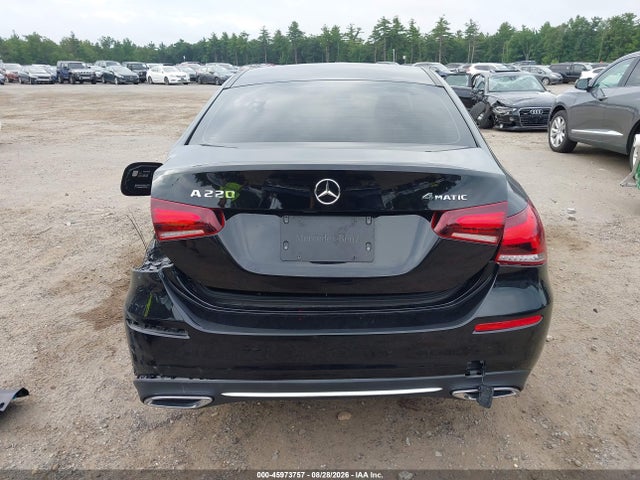 2020 Mercedes-benz A 220 4matic მანქანა იყიდება აუქციონზე, vin: WDD3G4FB0LW037999, აუქციონის ნომერი: 45973757