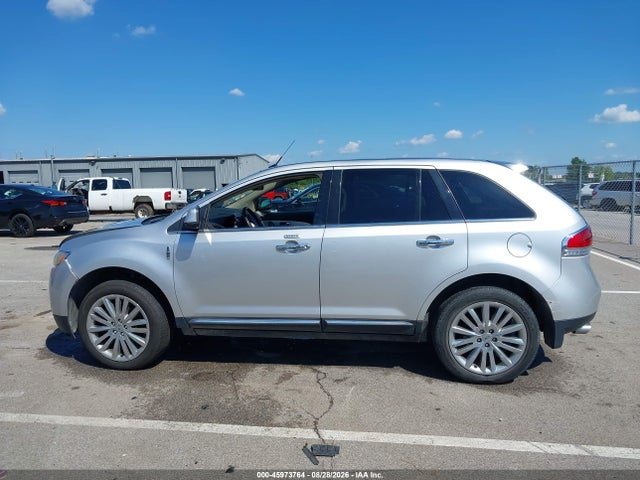 Продажа на аукционе авто 2011 Lincoln Mkx, vin: 2LMDJ8JK5BBJ01937, номер лота: 45973764