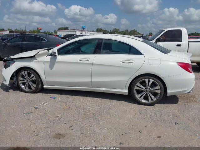 2018 Mercedes-benz Cla 250 მანქანა იყიდება აუქციონზე, vin: WDDSJ4EB0JN526131, აუქციონის ნომერი: 45973796