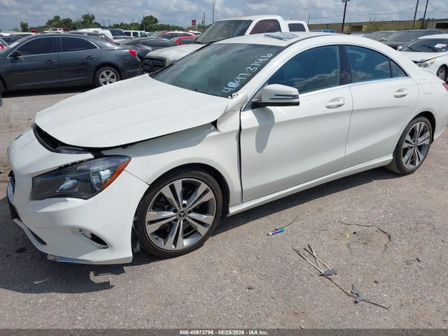 2018 Mercedes-benz Cla 250 მანქანა იყიდება აუქციონზე, vin: WDDSJ4EB0JN526131, აუქციონის ნომერი: 45973796