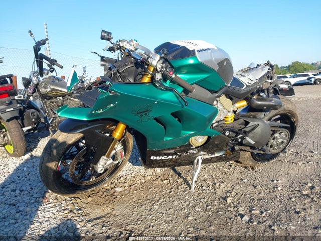 Продажа на аукционе авто 2024 Ducati Panigale V4 R, vin: ZDMDAGZW5RB007501, номер лота: 45973911
