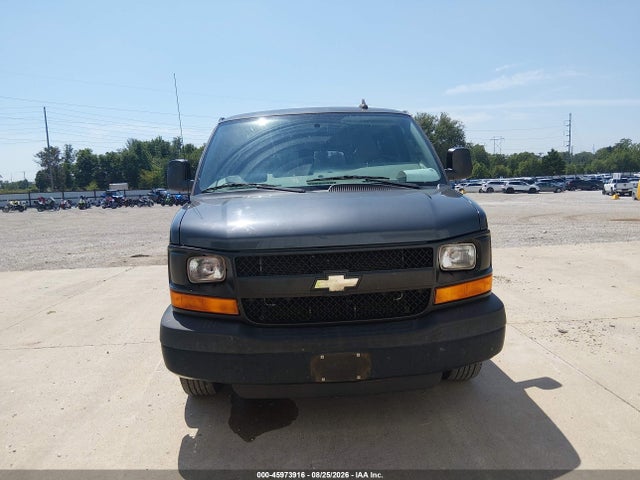 Продажа на аукционе авто 2016 Chevrolet Express 2500 Ls, vin: 1GNWGEFG7G1290921, номер лота: 45973916