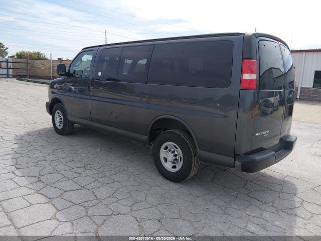 Продажа на аукционе авто 2016 Chevrolet Express 2500 Ls, vin: 1GNWGEFG7G1290921, номер лота: 45973916