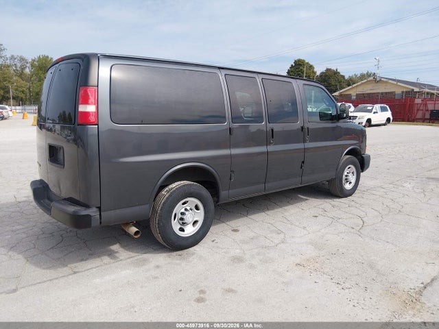 Продажа на аукционе авто 2016 Chevrolet Express 2500 Ls, vin: 1GNWGEFG7G1290921, номер лота: 45973916