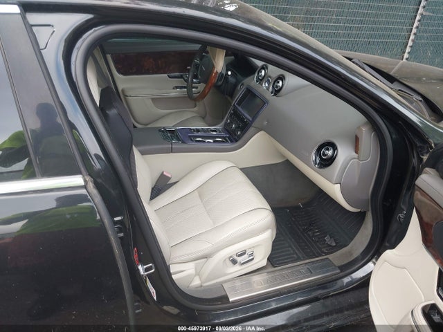 Aukcja sprzedaży 2011 Jaguar Xj Xjl Supercharged, vin: SAJWA2GE6BMV08149, numer aukcji: 45973917