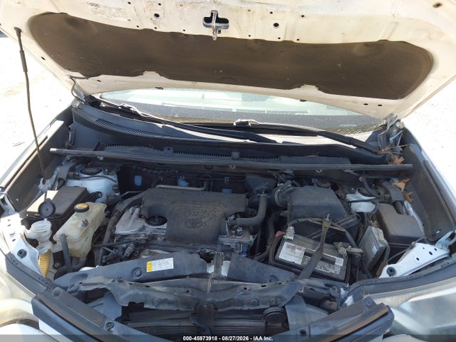 45973918 :رقم المزاد ، 2T3WFREV4JW492255 vin ، 2018 Toyota Rav4 Xle مزاد بيع
