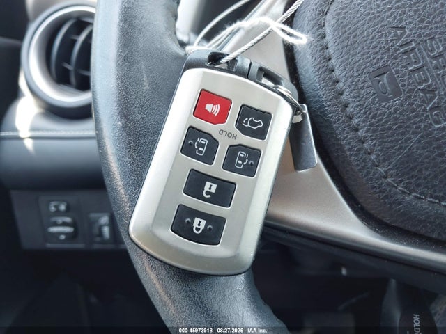 45973918 :رقم المزاد ، 2T3WFREV4JW492255 vin ، 2018 Toyota Rav4 Xle مزاد بيع