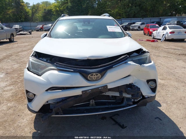 45973918 :رقم المزاد ، 2T3WFREV4JW492255 vin ، 2018 Toyota Rav4 Xle مزاد بيع