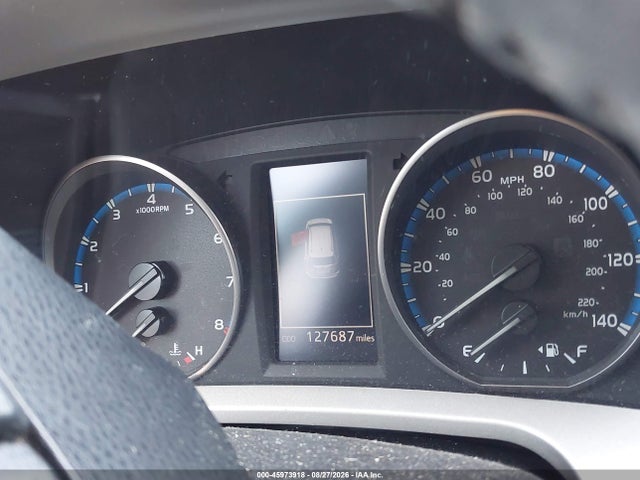 45973918 :رقم المزاد ، 2T3WFREV4JW492255 vin ، 2018 Toyota Rav4 Xle مزاد بيع
