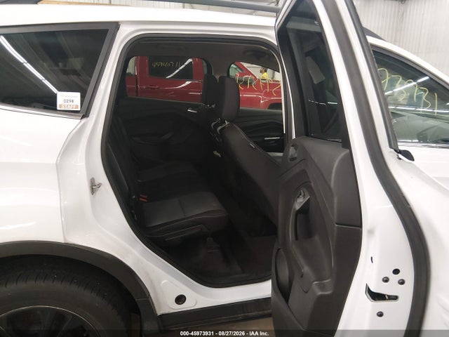 Продаж на аукціоні авто 2018 Ford Escape Se, vin: 1FMCU9GDXJUC11789, номер лоту: 45973931