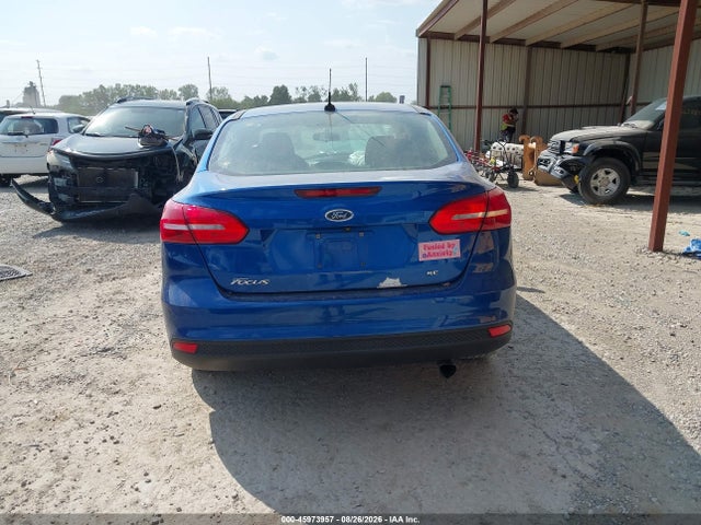 45973957 :رقم المزاد ، 1FADP3F27JL222077 vin ، 2018 Ford Focus Se مزاد بيع