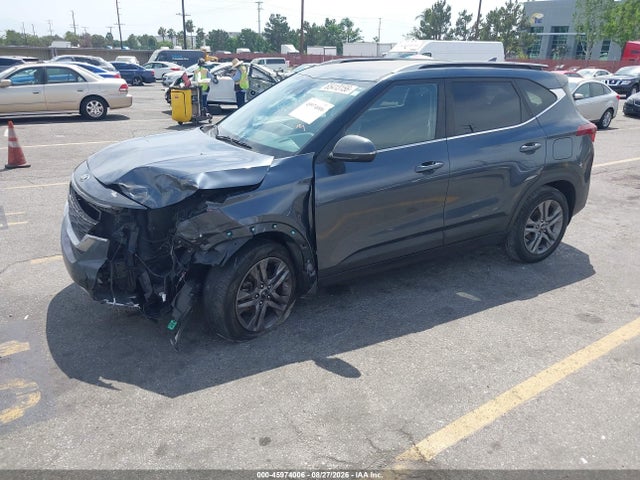 KNDEU2AA0M7161152 KIA SELTOS S