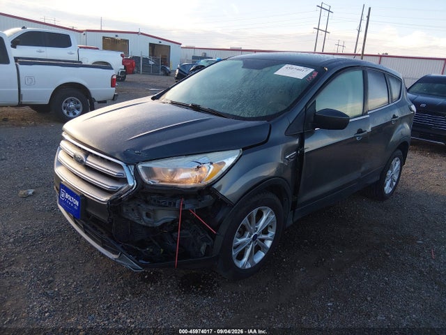 Продажа на аукционе авто 2017 Ford Escape Se, vin: 1FMCU0G90HUB05577, номер лота: 45974017