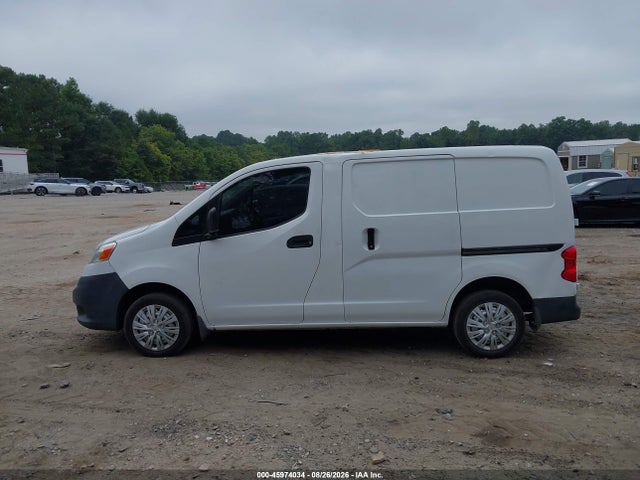 45974034 :رقم المزاد ، 3N6CM0KN3FK690576 vin ، 2015 Nissan Nv200 S مزاد بيع