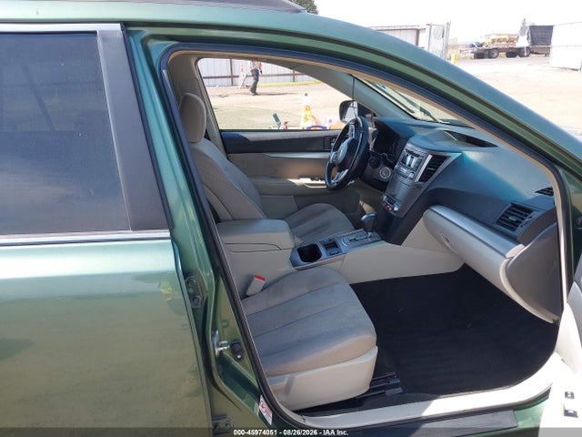 2013 Subaru Outback 2.5i Premium მანქანა იყიდება აუქციონზე, vin: 4S4BRBCC0D3267736, აუქციონის ნომერი: 45974051