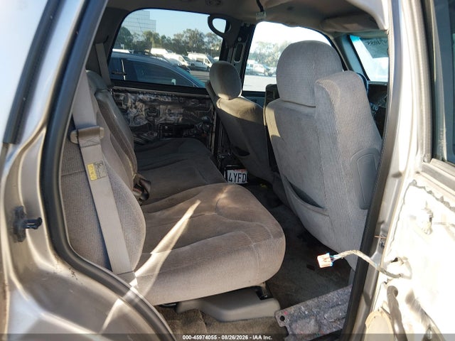 2002 Gmc Yukon Sle მანქანა იყიდება აუქციონზე, vin: 1GKEC13V72R176461, აუქციონის ნომერი: 45974055