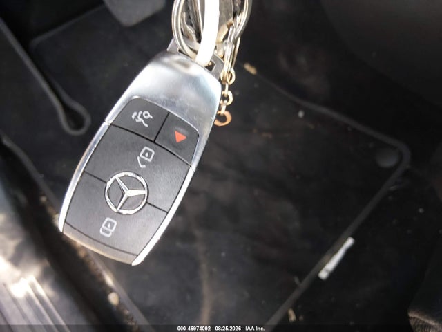 W1N4M4HB0MW101523 Mercedes-Benz Glb 250 4matic