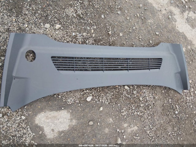 45974136 :رقم المزاد ، 7SAYGAEE3PF599029 vin ، 2023 Tesla Model Y مزاد بيع