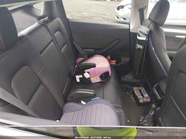 45974136 :رقم المزاد ، 7SAYGAEE3PF599029 vin ، 2023 Tesla Model Y مزاد بيع