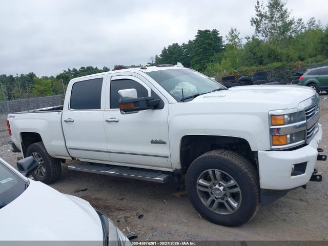 2015 Chevrolet Silverado 2500hd Built After Aug 14 High Country მანქანა იყიდება აუქციონზე, vin: 1GC1KXE83FF608560, აუქციონის ნომერი: 45974201