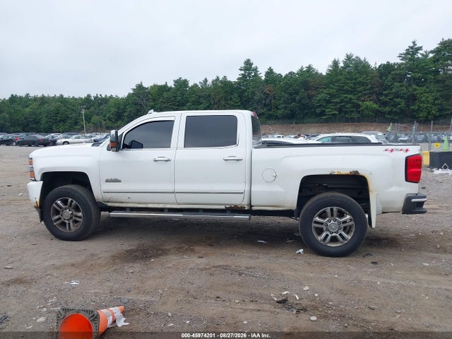2015 Chevrolet Silverado 2500hd Built After Aug 14 High Country მანქანა იყიდება აუქციონზე, vin: 1GC1KXE83FF608560, აუქციონის ნომერი: 45974201