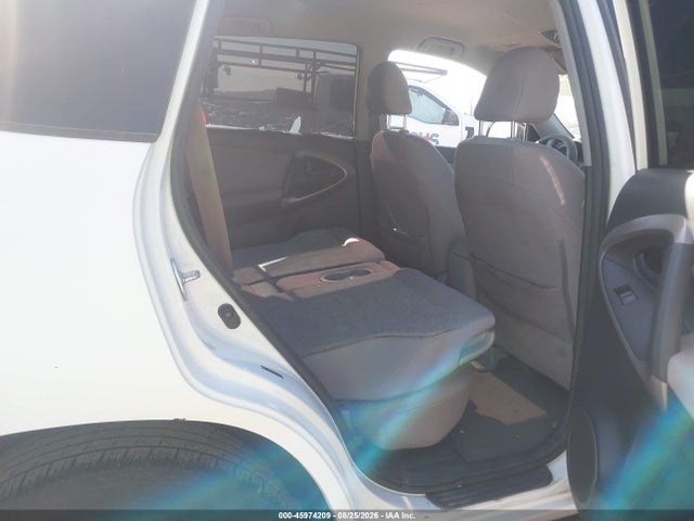 2008 Toyota Rav4 მანქანა იყიდება აუქციონზე, vin: JTMZD33V286079846, აუქციონის ნომერი: 45974209