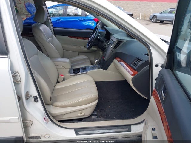 45974273 :رقم المزاد ، 4S4BRBKC9B3381751 vin ، 2011 Subaru Outback 2.5i Limited مزاد بيع