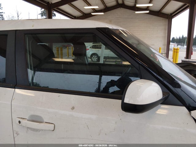 KIA Soul 2017 KNDJN2A20H7429062 Image 13