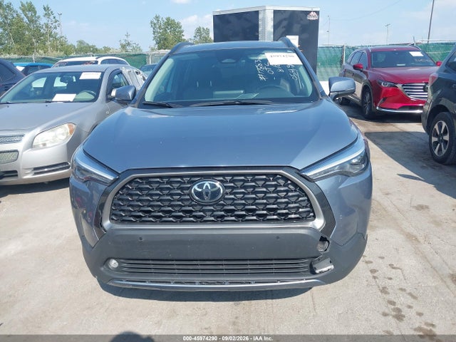 45974290 :رقم المزاد ، 7MUDAAAG8PV054949 vin ، 2023 Toyota Corolla Cross Xle مزاد بيع