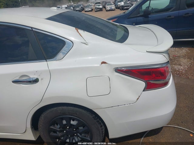 Nissan Altima 2.5 S 2015 1N4AL3AP6FN316920 Image 13
