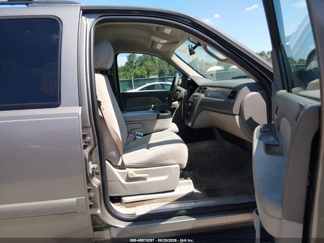 Продаж на аукціоні авто 2008 Chevrolet Tahoe Ls, vin: 1GNFC13C28R123729, номер лоту: 45974297