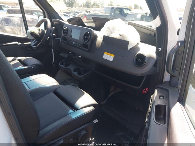 2024 Mercedes-benz Sprinter 2500 Standard Roof 4-cyl Diesel მანქანა იყიდება აუქციონზე, vin: W1Y4KBHY3RT178106, აუქციონის ნომერი: 45974305