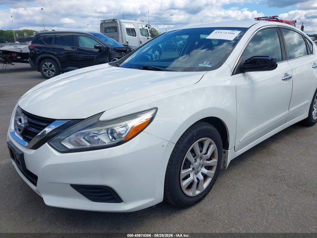 2017 Nissan Altima 2.5 S მანქანა იყიდება აუქციონზე, vin: 1N4AL3AP5HC232974, აუქციონის ნომერი: 45974306