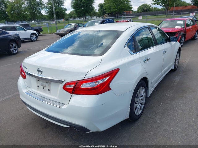 2017 Nissan Altima 2.5 S მანქანა იყიდება აუქციონზე, vin: 1N4AL3AP5HC232974, აუქციონის ნომერი: 45974306