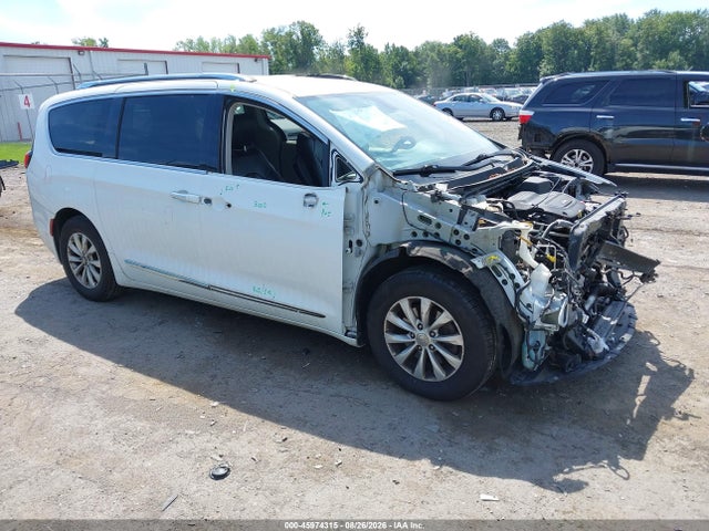 Aukcja sprzedaży 2018 Chrysler Pacifica Touring L, vin: 2C4RC1BG7JR233797, numer aukcji: 45974315