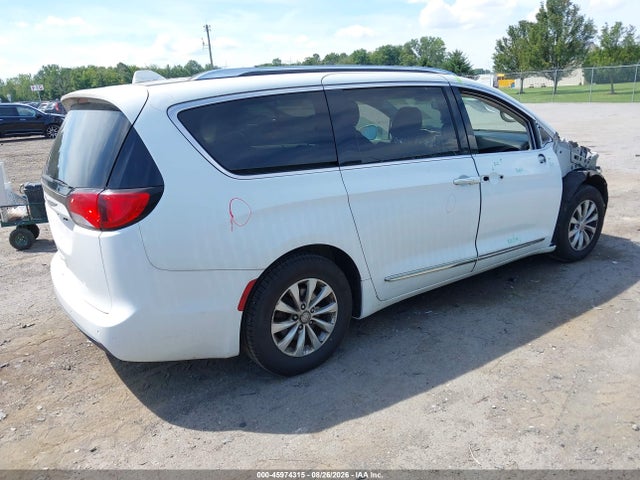 Aukcja sprzedaży 2018 Chrysler Pacifica Touring L, vin: 2C4RC1BG7JR233797, numer aukcji: 45974315