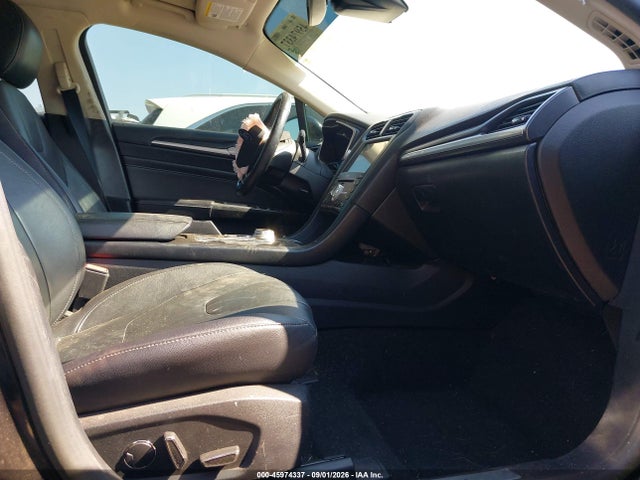 45974337 :رقم المزاد ، 3FA6P0RU0KR140022 vin ، 2019 Ford Fusion Hybrid Titanium مزاد بيع