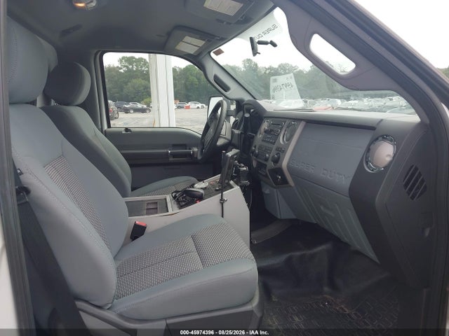 Продаж на аукціоні авто 2015 Ford F-350 Chassis Xlt, vin: 1FDRF3HT5FEB96286, номер лоту: 45974396