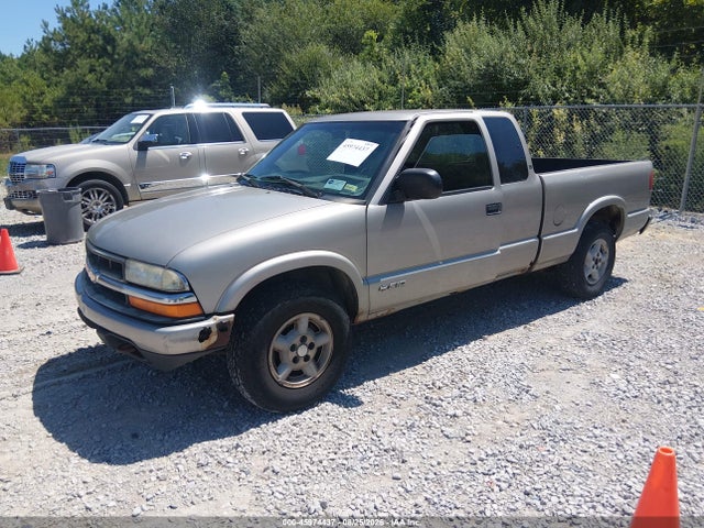 45974437 :رقم المزاد ، 1GCDT19W328150128 vin ، 2002 Chevrolet S-10 Ls مزاد بيع