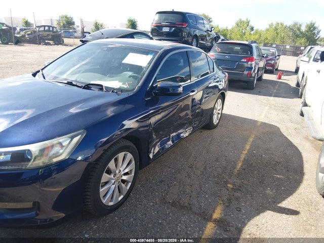 2015 Honda Accord Ex-l მანქანა იყიდება აუქციონზე, vin: 1HGCR2F83FA224105, აუქციონის ნომერი: 45974455
