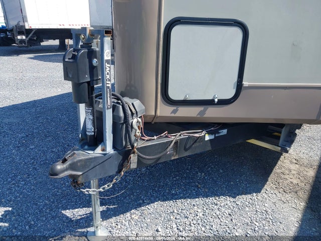 2018 Rockwood Rlt827fls მანქანა იყიდება აუქციონზე, vin: 4X4TRLF22J1881948, აუქციონის ნომერი: 45974458