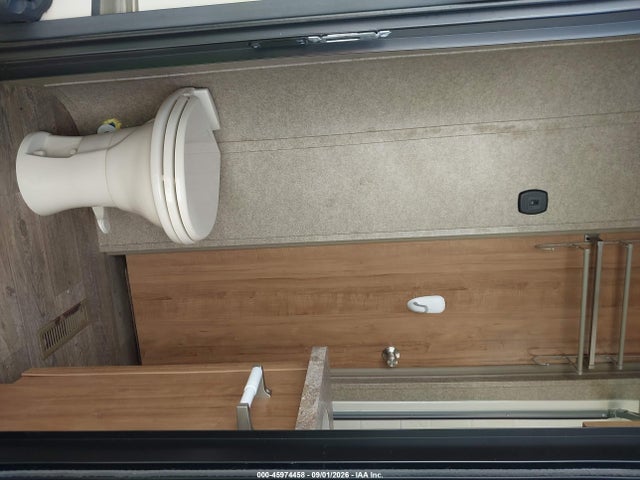 2018 Rockwood Rlt827fls მანქანა იყიდება აუქციონზე, vin: 4X4TRLF22J1881948, აუქციონის ნომერი: 45974458