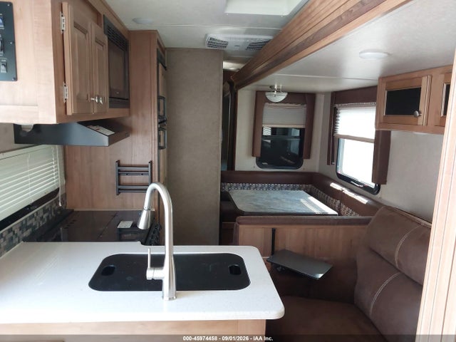 2018 Rockwood Rlt827fls მანქანა იყიდება აუქციონზე, vin: 4X4TRLF22J1881948, აუქციონის ნომერი: 45974458