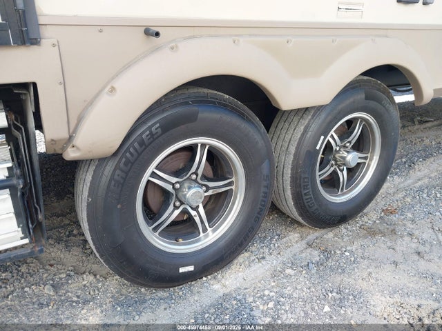 2018 Rockwood Rlt827fls მანქანა იყიდება აუქციონზე, vin: 4X4TRLF22J1881948, აუქციონის ნომერი: 45974458